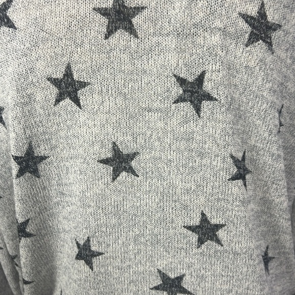 Long Sleeve Top - Picture 5 of 6